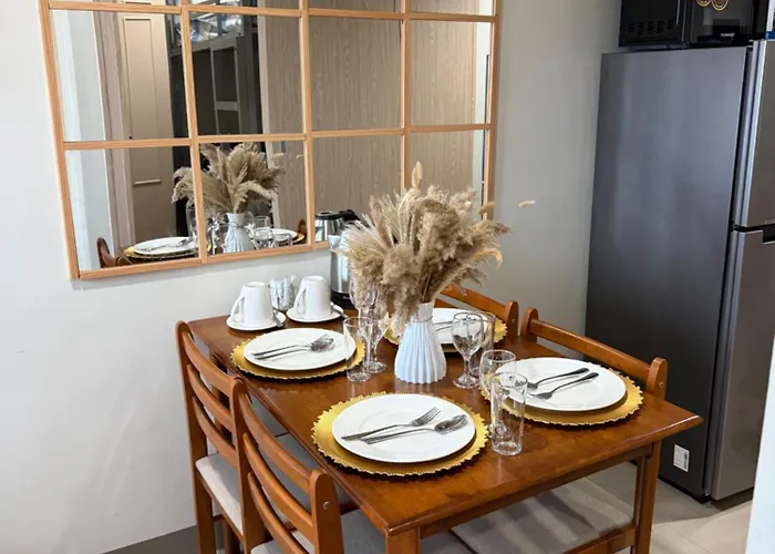 Luxe Staycation By Joy At Charm Cainta *